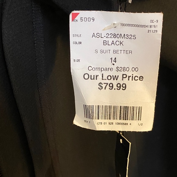 Elegant Black Women's Blazer - Picture 9 of 16